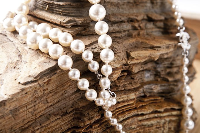 The Lure Of Pearl Bracelets